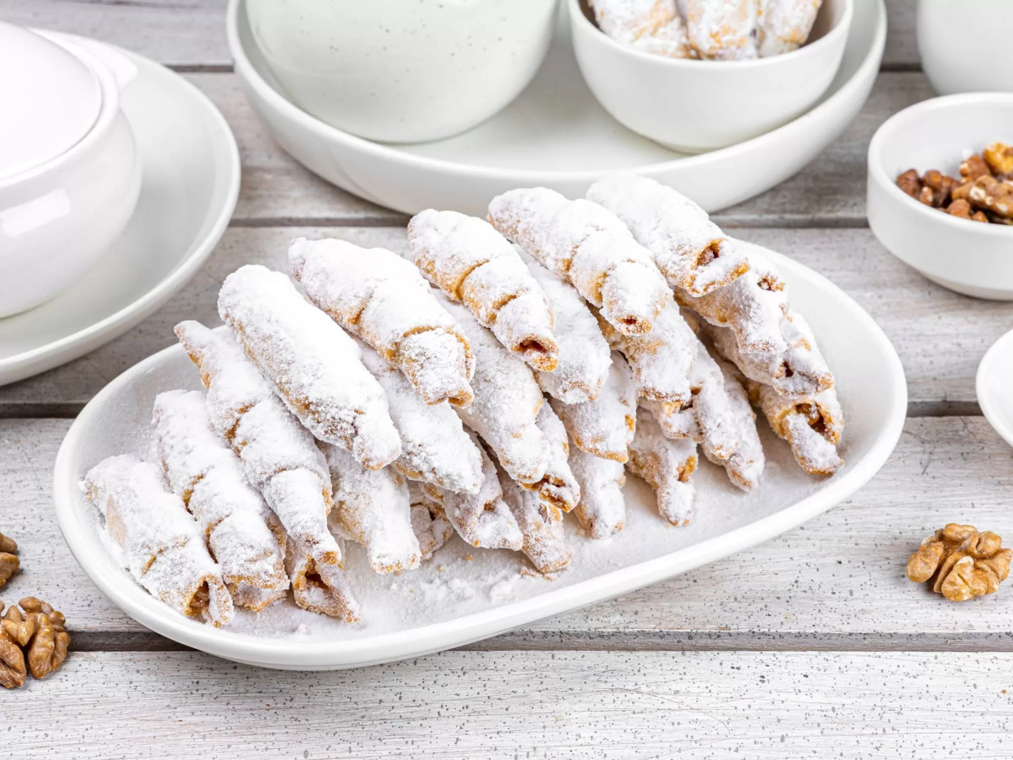 Biscuiti traditionali Cornulete cu nuci