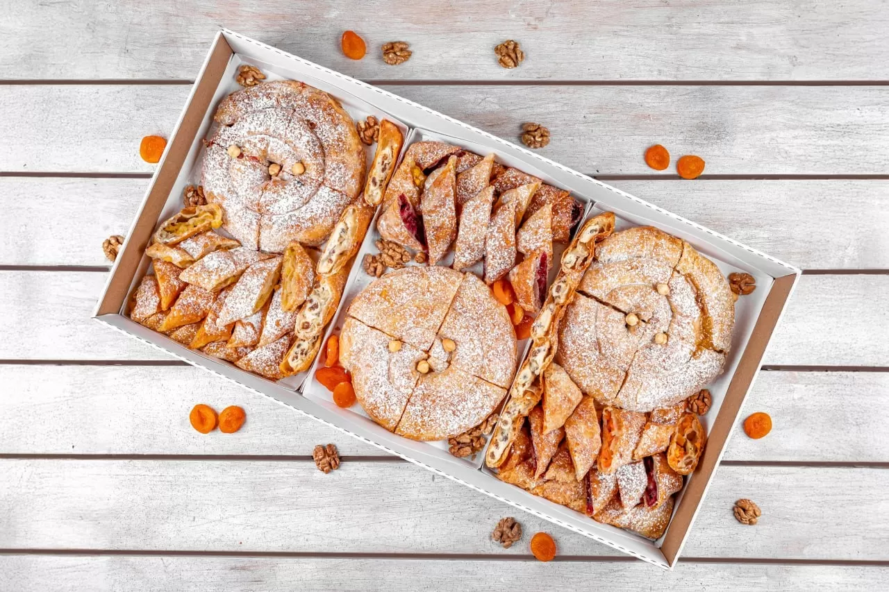 Plăcinte Mix Box (dulci)