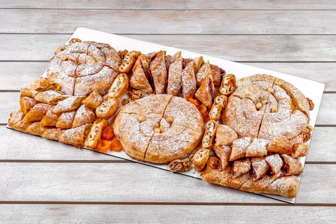 Plăcinte Mix Box (dulci)